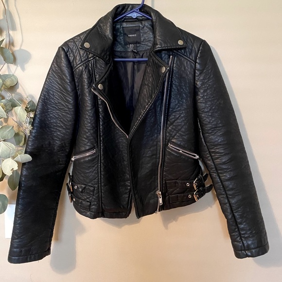 Faux Leather Moto Jacket Forever 21 - Picture 2 of 5